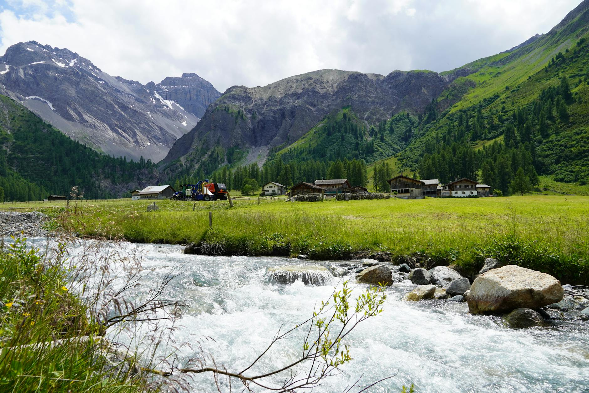 river in mountains